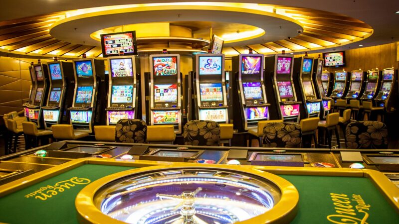 Nightlife In Ho Chi Minh City: The Must Do's 3 Slot Machines at a casino in Ho Chi Minh City
