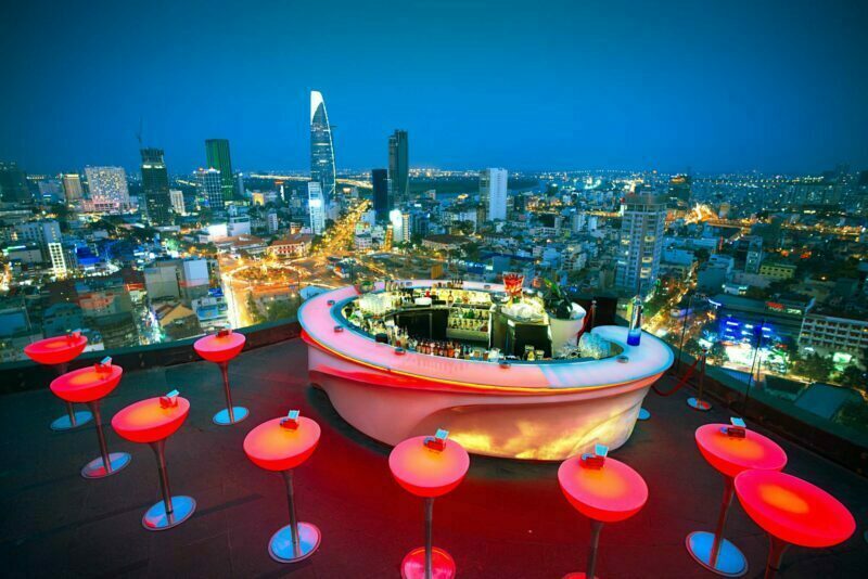 Chill Sky Bar บาร์บนชั้นดาดฟ้าที่ดีที่สุดในไซ่ง่อน