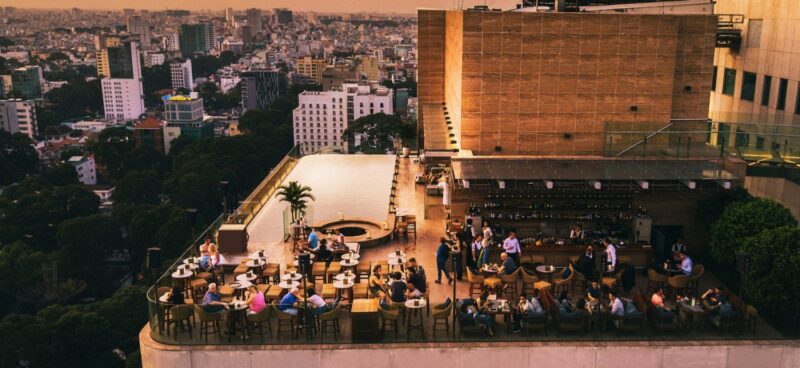 Bar Kelab Sosial Bar Atas Bumbung Terbaik Di Bandar Ho Chi Minh