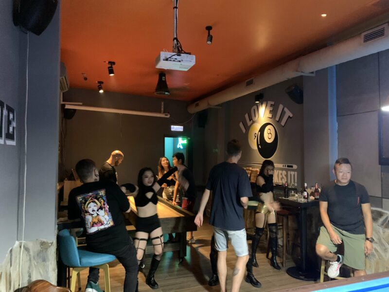 Where To Watch Premier League Matches In Ho Chi Minh City? 4 Watch all the premier league games at Bar 22